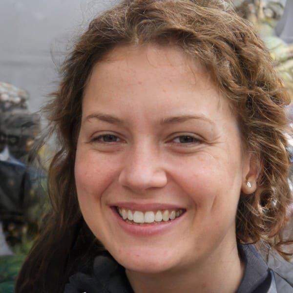 Emily R. — Brand Owner